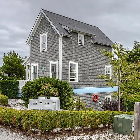 Wade N Sea By Seabrook Hospitality Villa